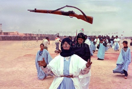 Σαχάρα Πολισάριο  γυναίκες πολεμικός χορός